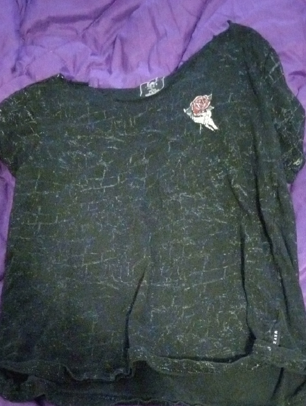 Girls' Black Short Sleeve Tee with Rose Embroidery